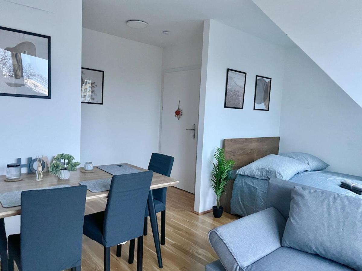 Appartamento Rooftop Modern With Free Parking Vienna