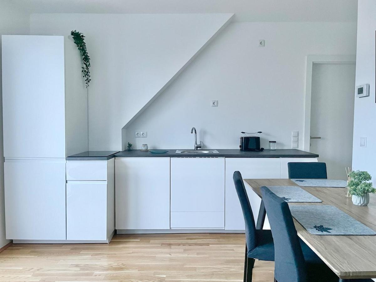 Appartamento Rooftop Modern With Free Parking Vienna